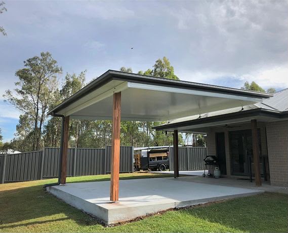 Exterior decking and outdoor carpentry detail